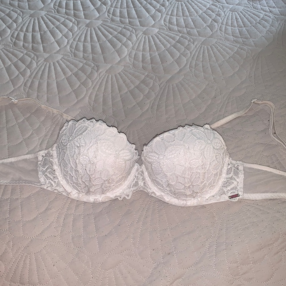 PINK lacy white size 34C bra